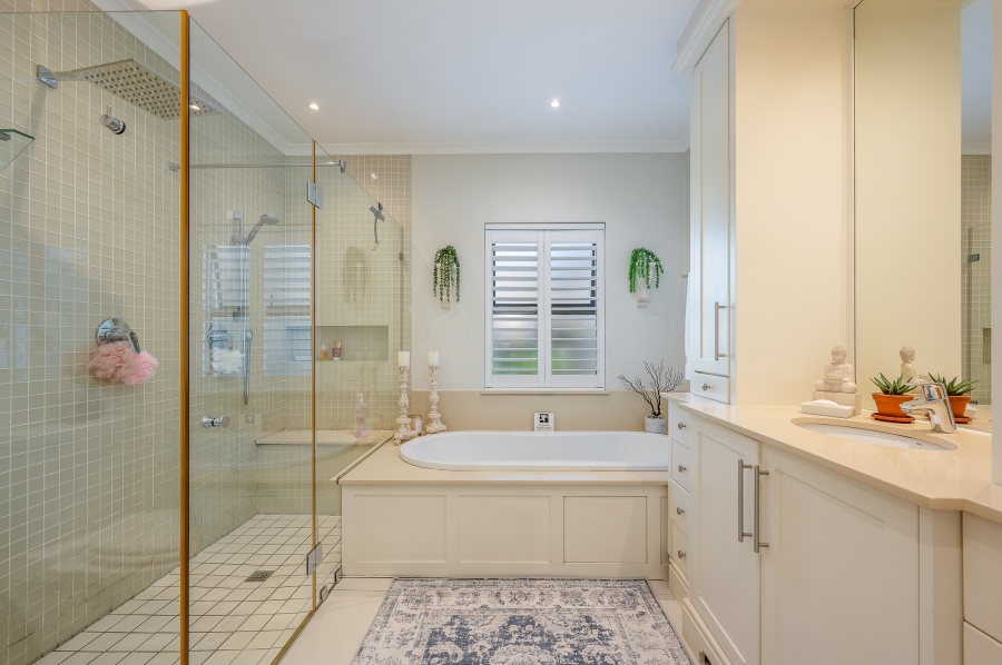 3 Bedroom Property for Sale in Kelderhof Country Village Western Cape